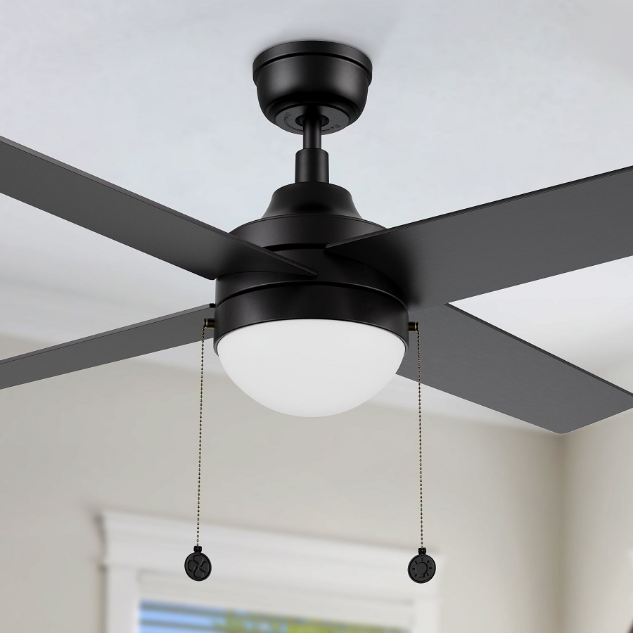 Light ceiling fan