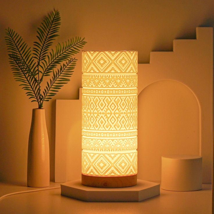 3D Printed Artistic table lamp