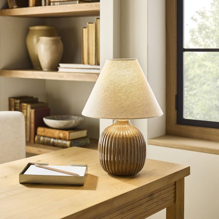 Side table lamp