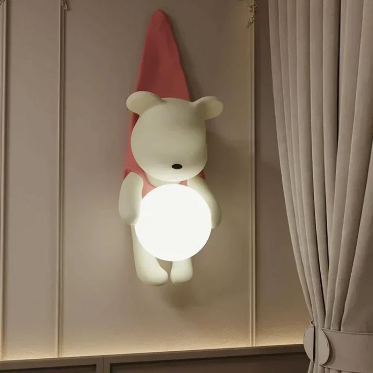 Battery-operated wall light