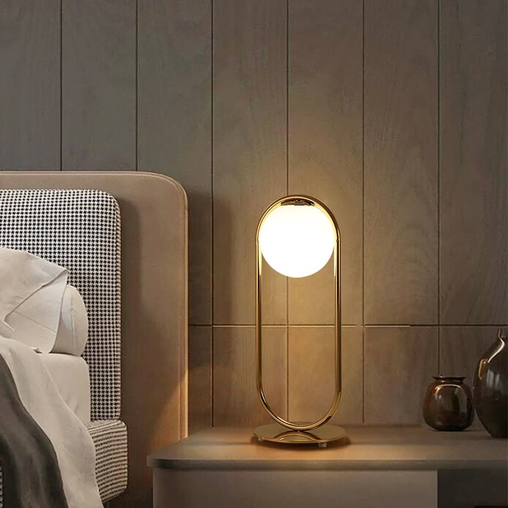 Reading lamp